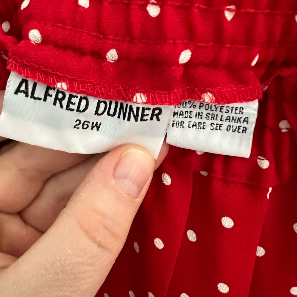 Red polka dot skirt vintage